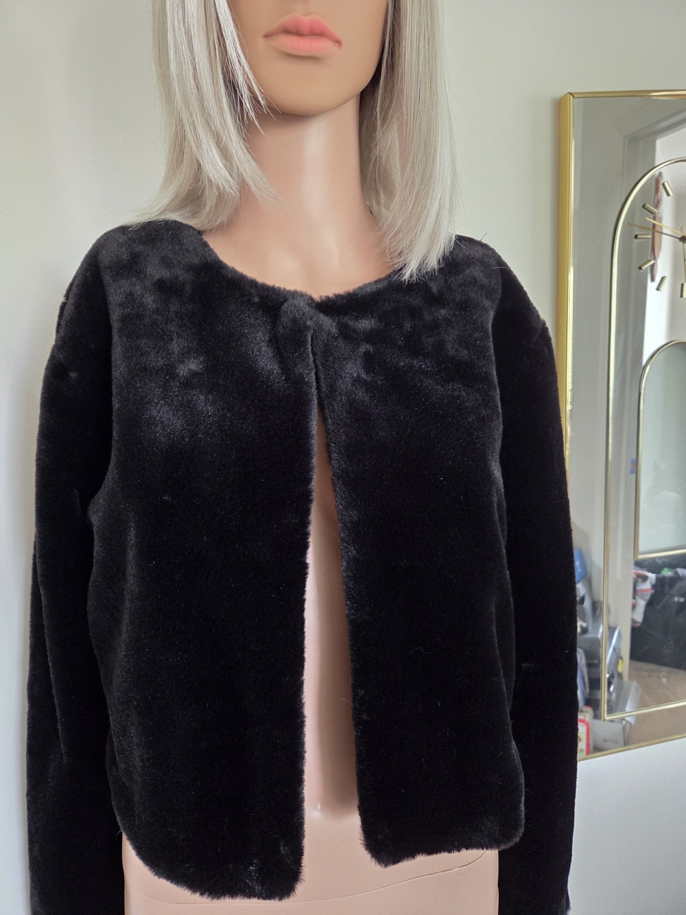 BCBG Paris Black Faux Fur Shrug Size Small